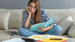 ЕГЭ без стресса: как помочь ребенку подготовиться к экзаменам